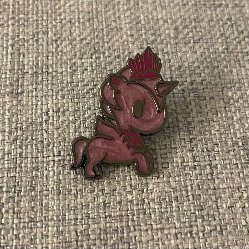 tokidoki Mystic Magic Unicorno Blind Box Pin - Mystic Quartzy